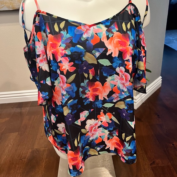 Colorful - Picture 2 of 4